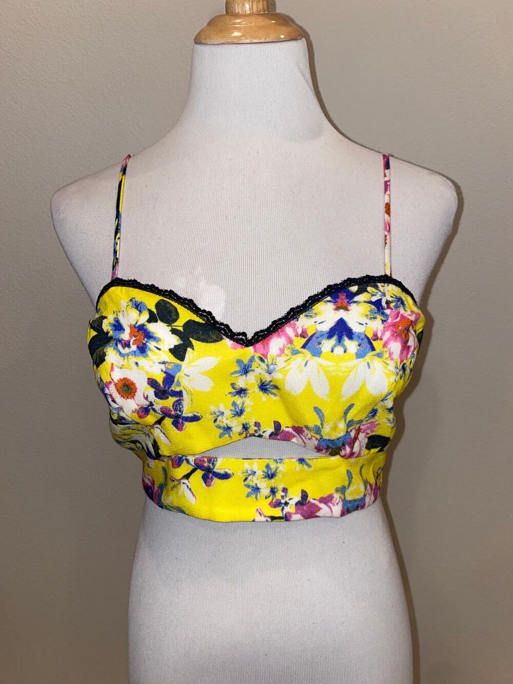 NWT NBD x NAVEN TWINS Floral Bustier Yellow Spaghetti Straps Crop Size Small